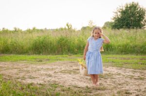 Read more about the article How to dress a child for kindergarten in winter and summer?